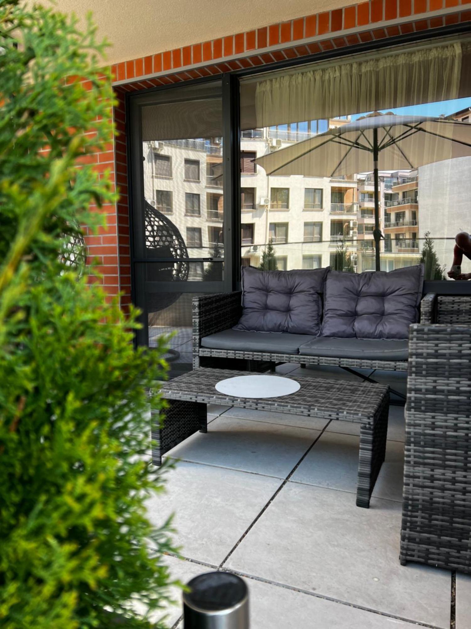 A-Brilliant, New! Spacious & Modern Apartment In Varna Whit Garage Exterior foto